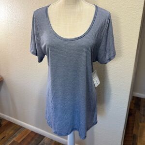 LuLaRoe - Classic T - Striped Blue Women's Top - Size Large - NWT